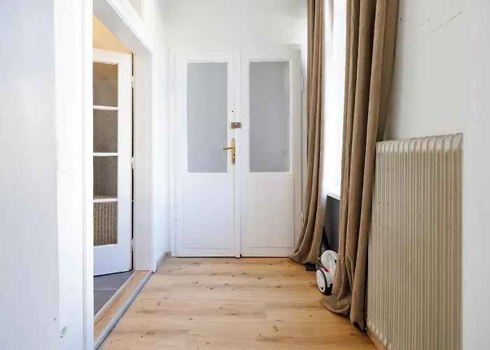 - Hauptbahnhof Apartment *