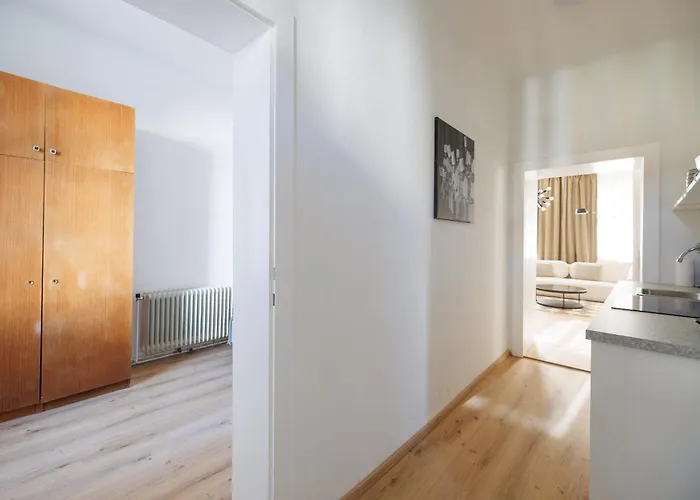 - Hauptbahnhof Apartment *