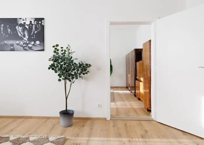 - Hauptbahnhof Apartment