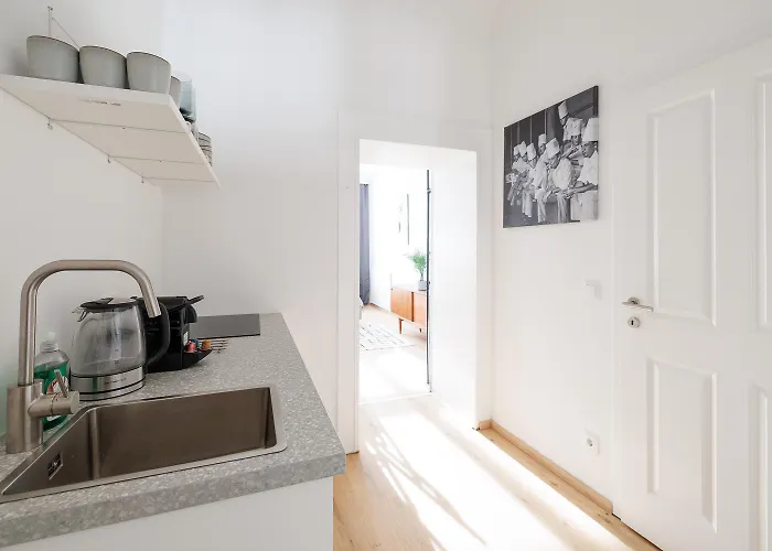 - Hauptbahnhof Apartment *